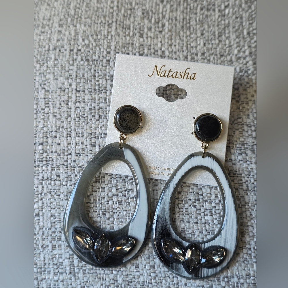 Natasha Couture Gray and Black Teardrop Earrings - Picture 4 of 10
